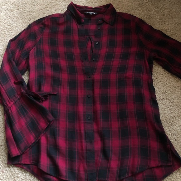 Express red plaid blouse NWOT - Picture 5 of 7
